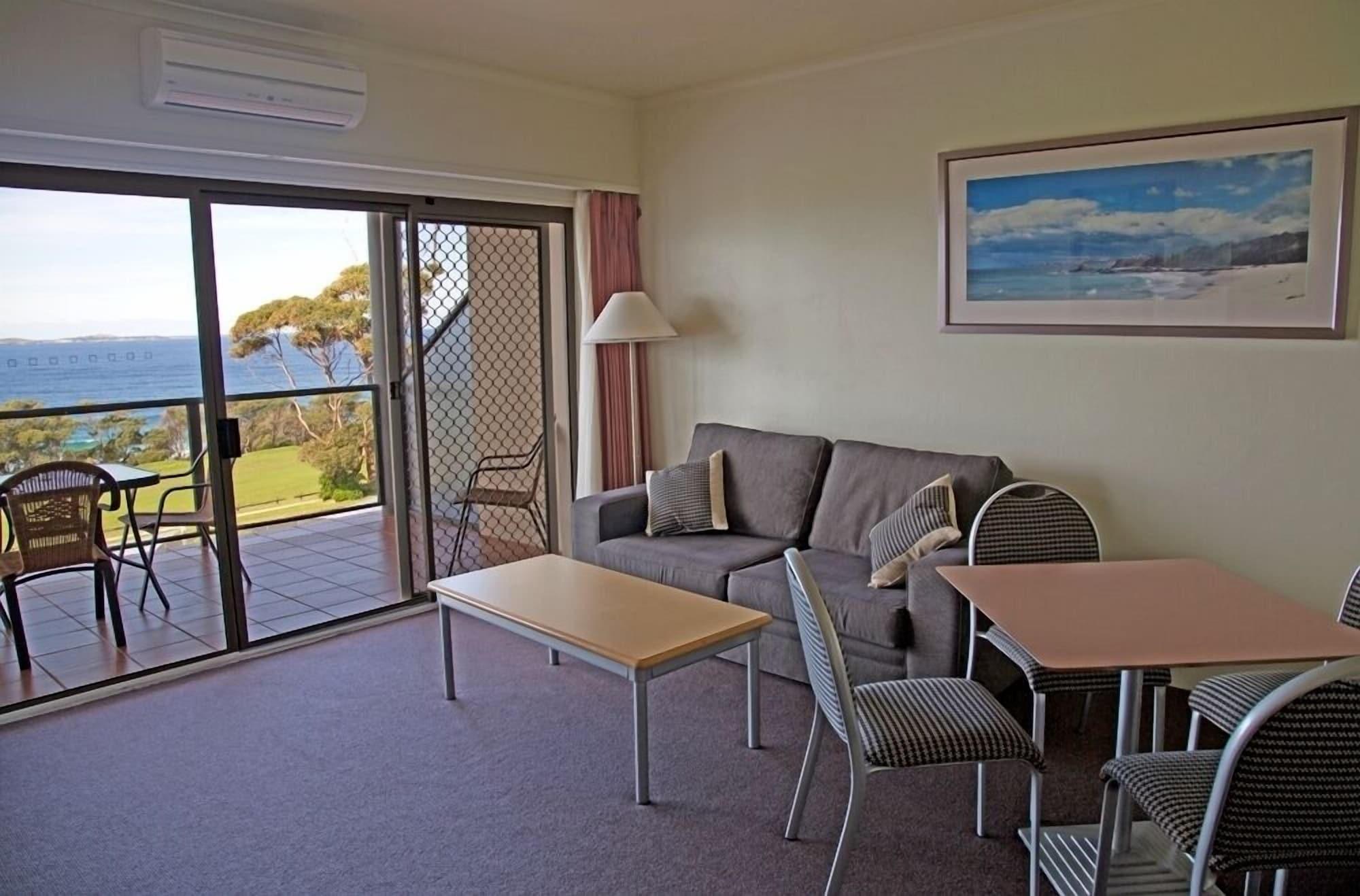 Amooran Oceanside Apartments And Motel Narooma Exterior foto