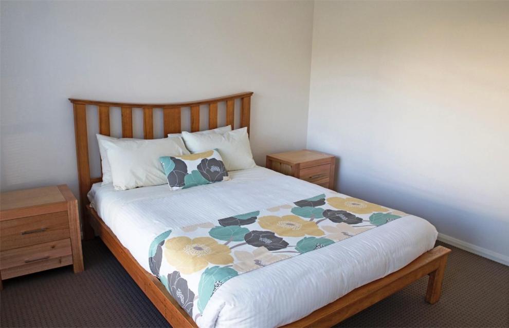 Amooran Oceanside Apartments And Motel Narooma Exterior foto